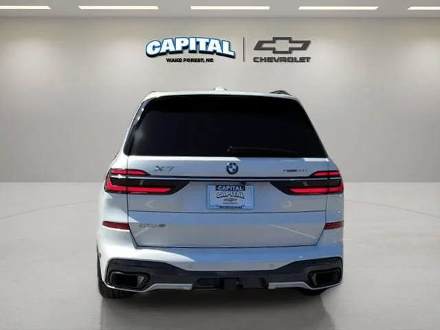 Used 2023 White BMW xDrive40i image 6