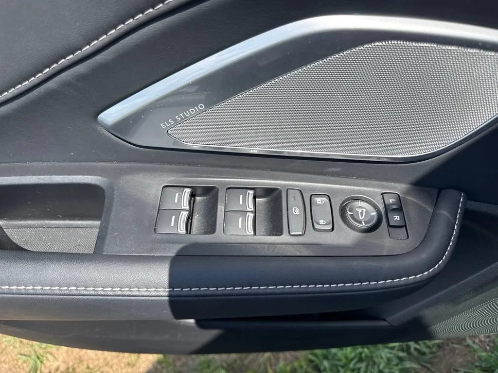 Used 2023  Acura w/Technology Package image 30