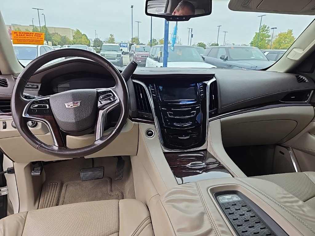 Used 2015 White Cadillac Luxury image 14