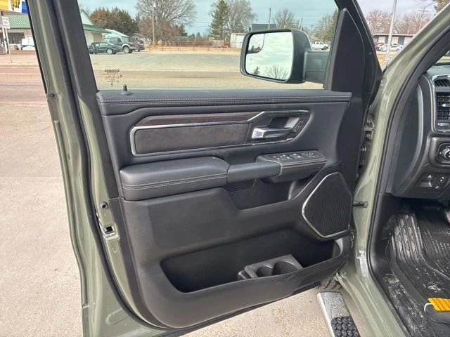 New 2026 Canyon Lake Exterior Paint RAM Laramie image 14