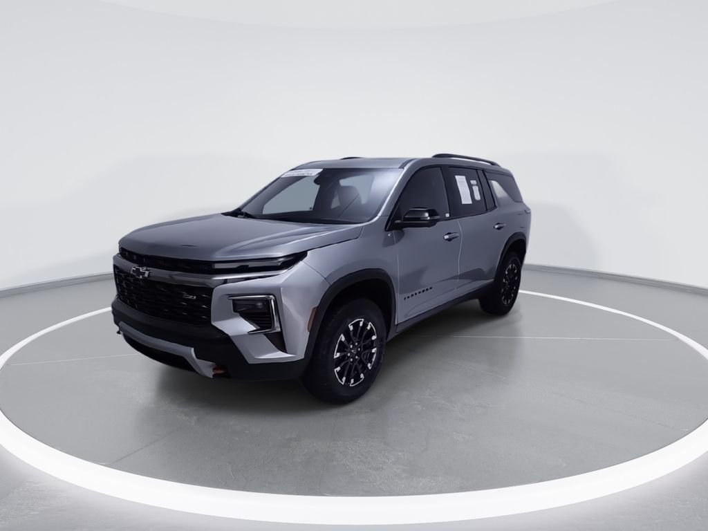 Certified Used 2025 Gray Chevrolet Z71 image 3