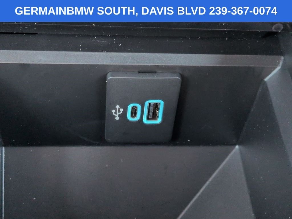 Used 2024 White Metallic Ford Lariat image 25