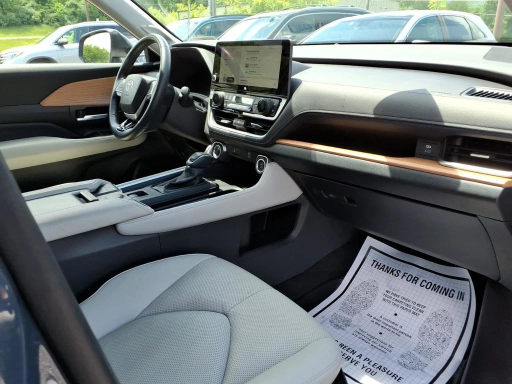 Used 2024 White Toyota Limited image 29
