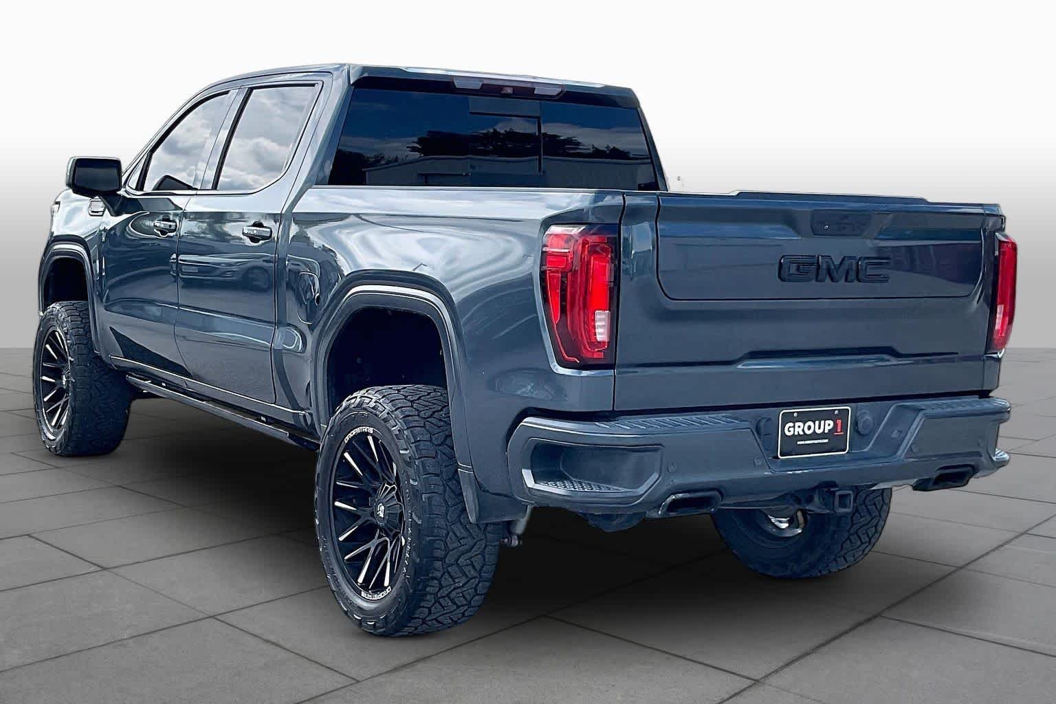 Used 2019 Dark Sky Metallic GMC AT4 image 11