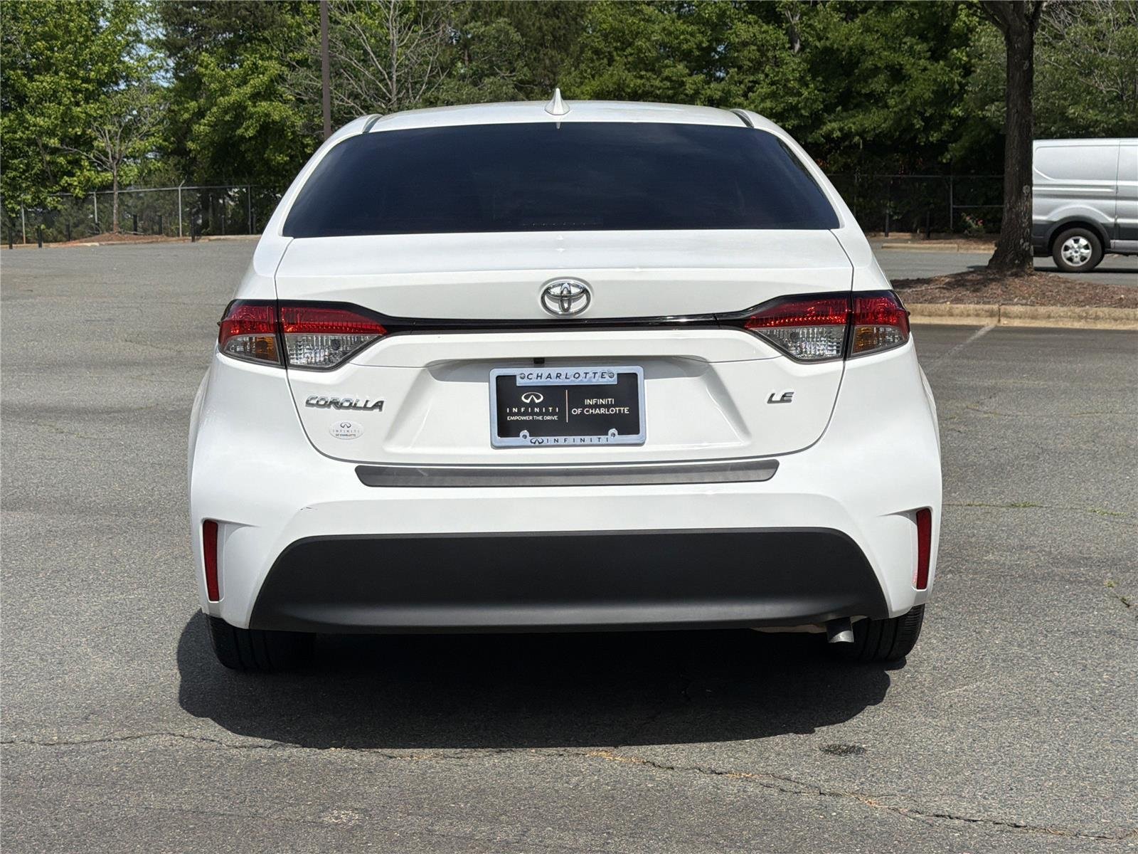 Used 2023 Ice Cap Toyota LE image 27