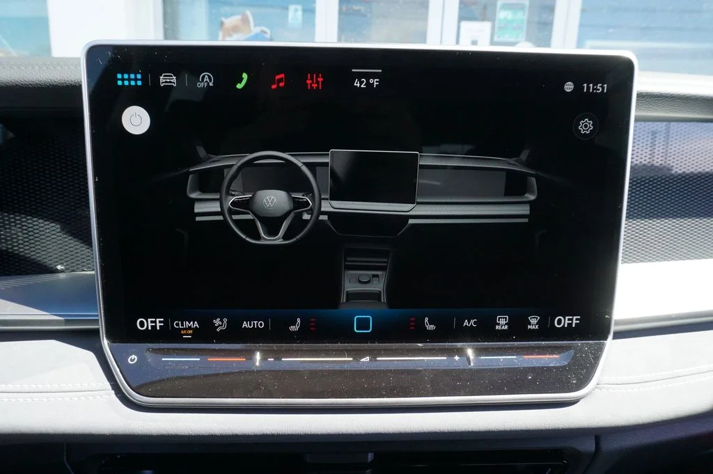 New 2026 Blue Volkswagen SE image 16