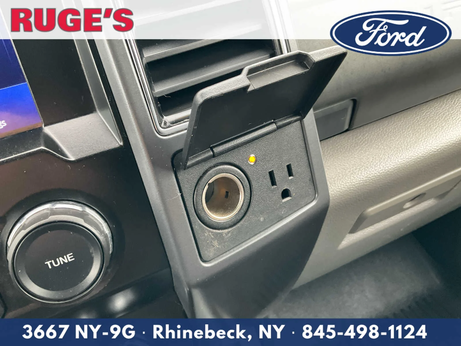 Used 2022 Iconic Silver Ford XLT image 30