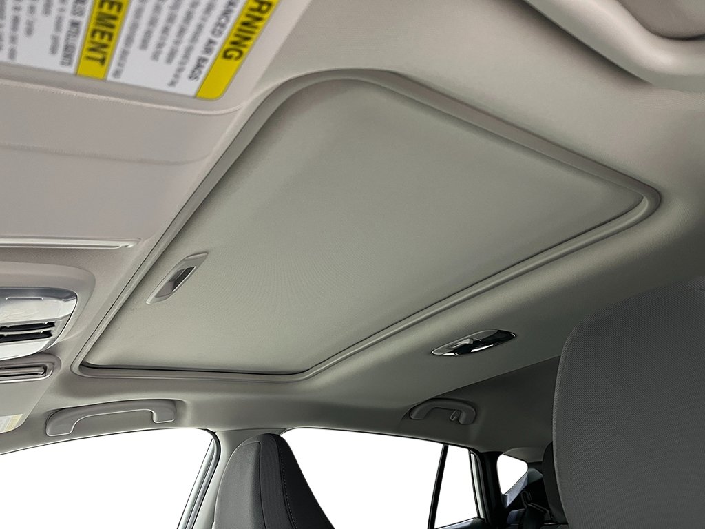 New 2026 CRYSTAL WHITE PEARL Subaru Premium image 24