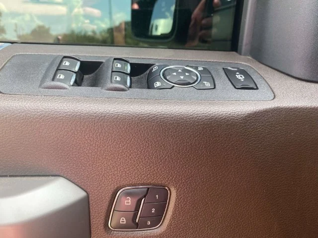 Used 2017 Brown Ford King Ranch image 14