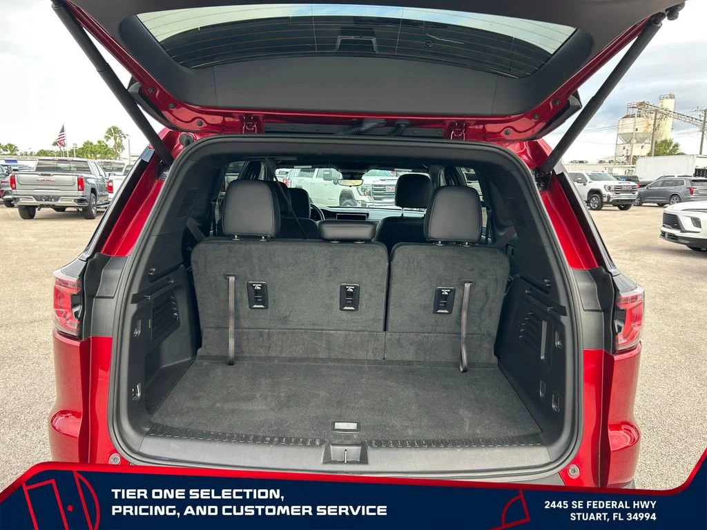 Used 2026 Volcanic Red Tintcoat GMC Elevation image 10