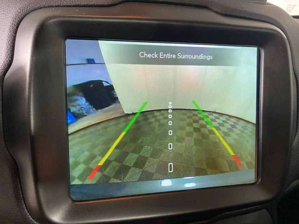 Used 2022 Gray Jeep Latitude image 18