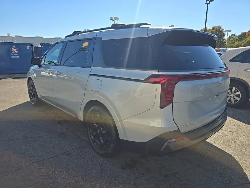 Used 2025 White Kia SX Prestige image 5