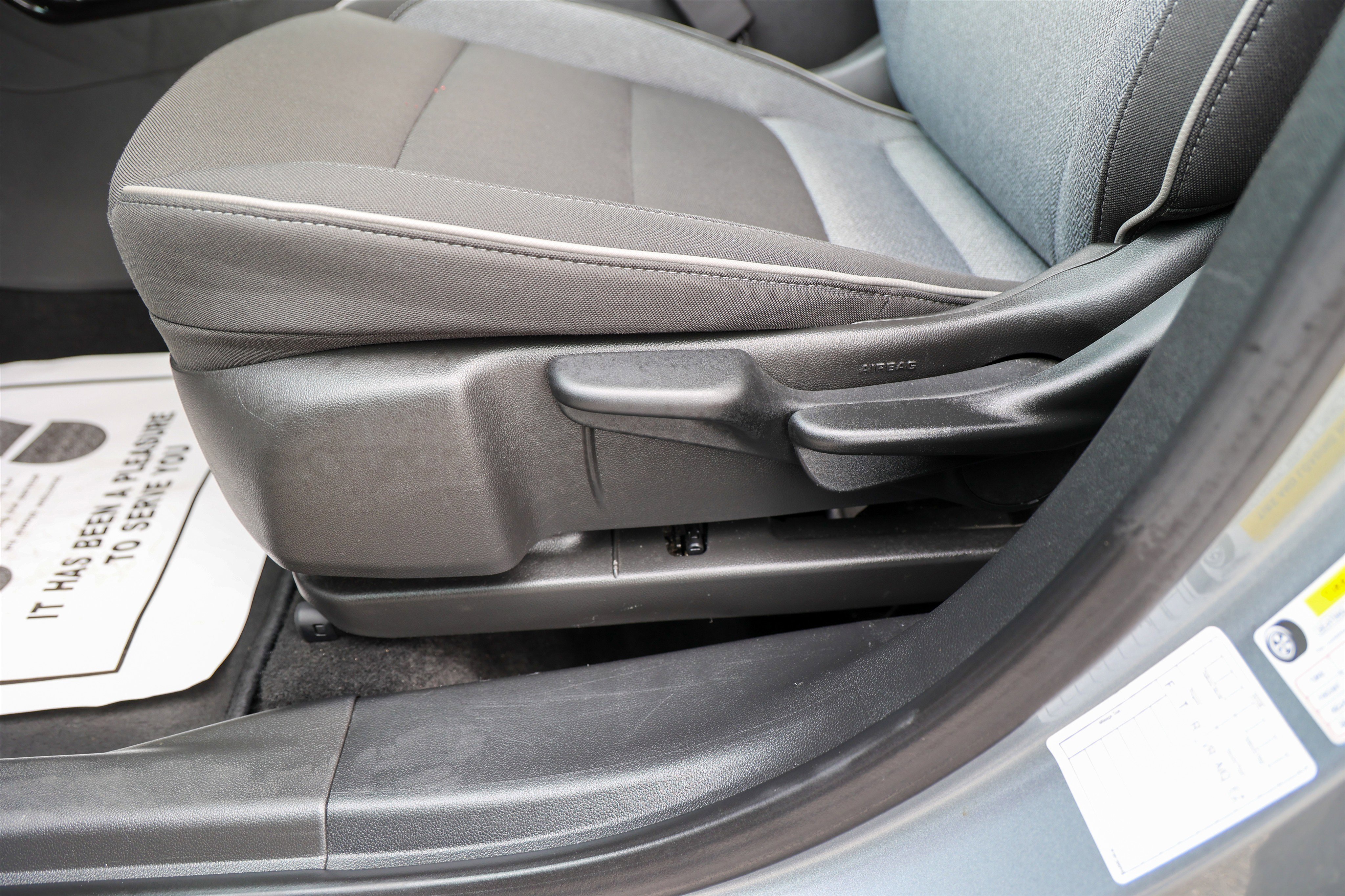 Used 2025 Sterling Gray Metallic Chevrolet LT image 26