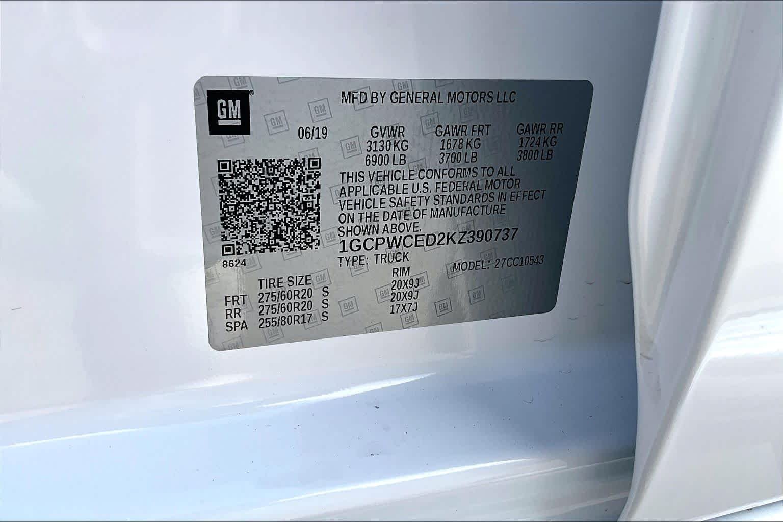 Used 2019 Summit White Chevrolet LT image 37