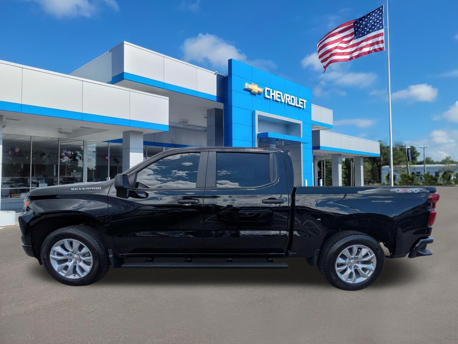 Used 2025 Black Chevrolet Custom image 6