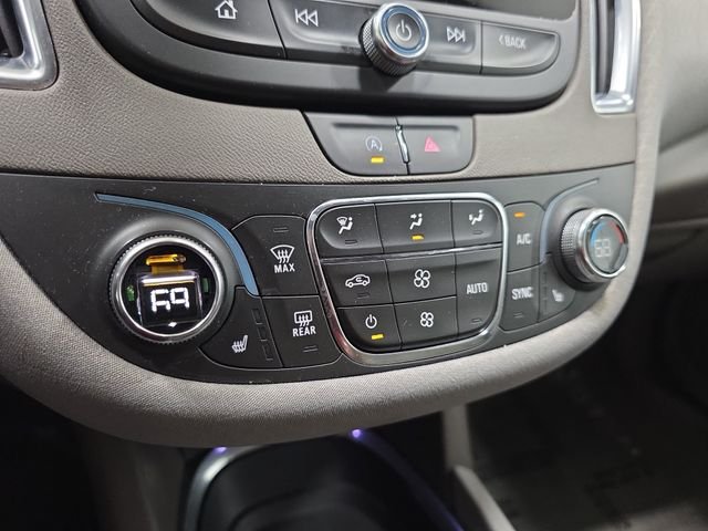 Used 2021 Blue Chevrolet LT image 22