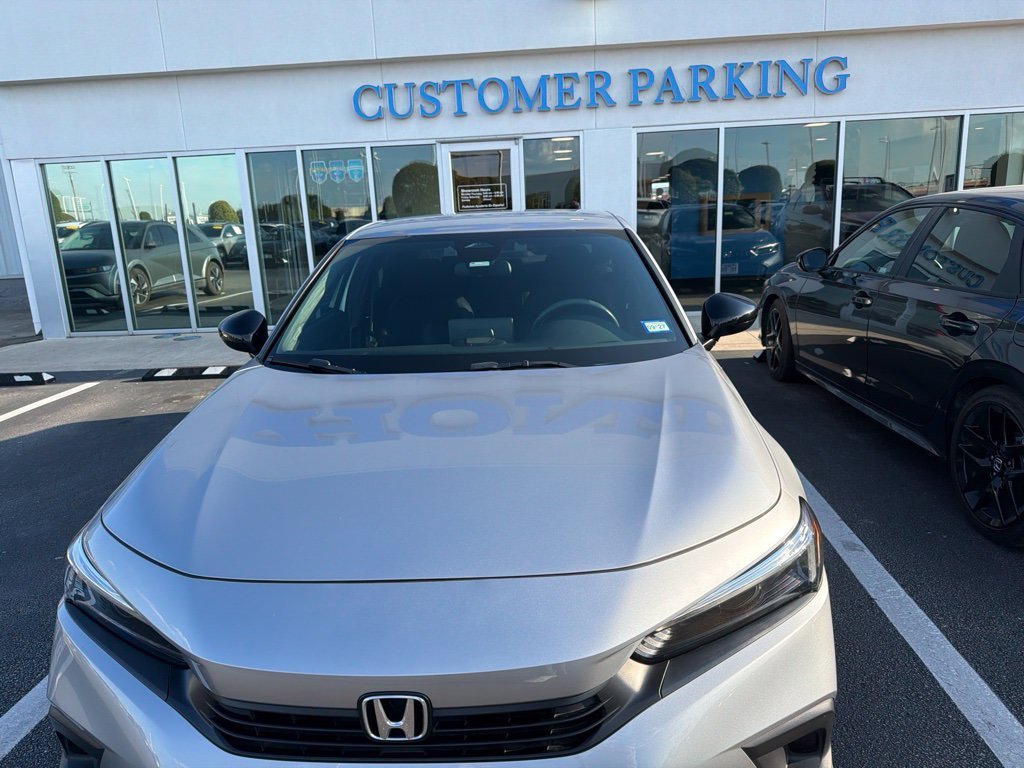Used 2022 Lunar Silver Metallic Honda Sport image 2