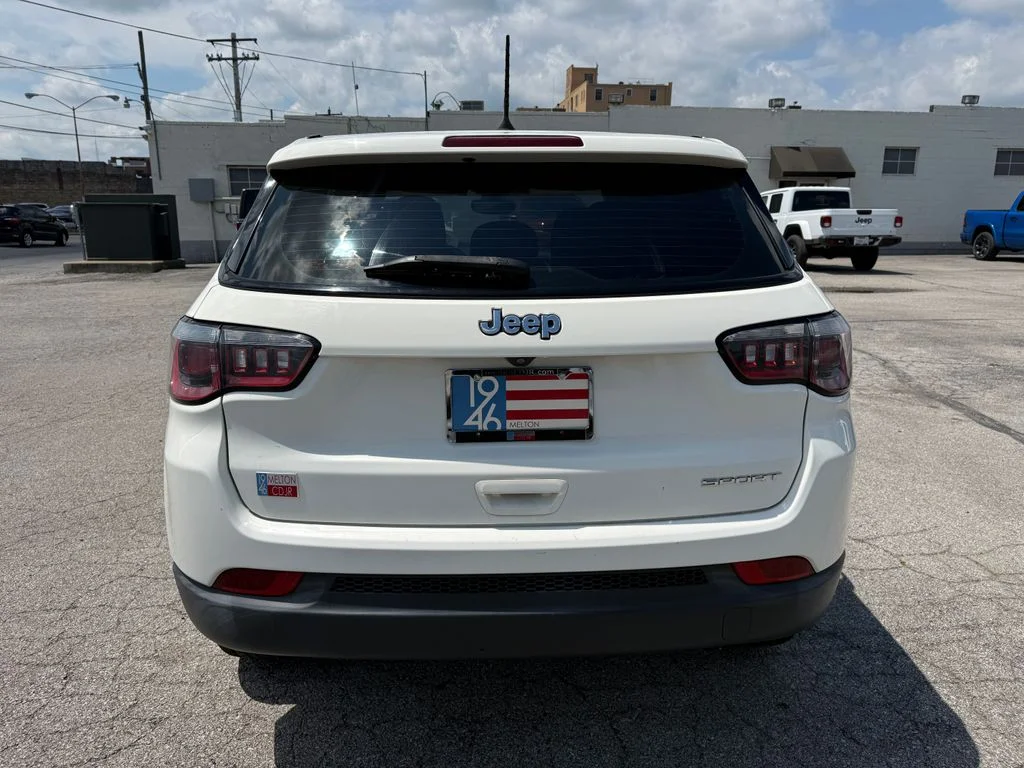 Used 2018 White Jeep Sport image 20