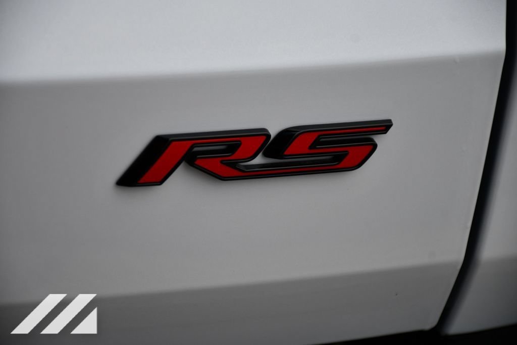 New 2027 Polar White Tricoat Chevrolet RS image 36