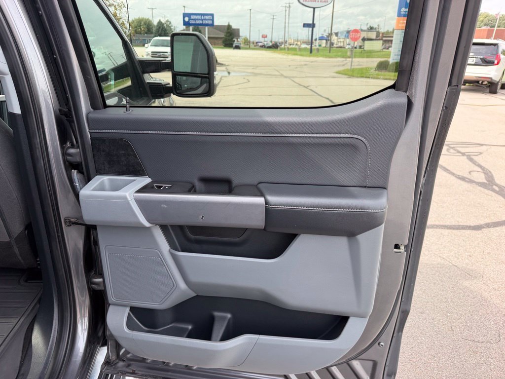 Used 2021 Gray Ford XLT image 18