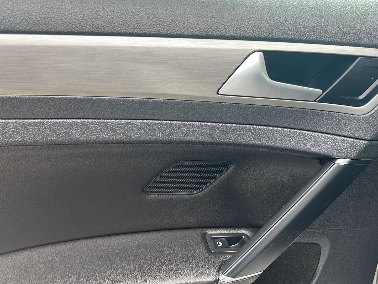 2015 Volkswagen Golf SportWagen TDI SE - Photo 14