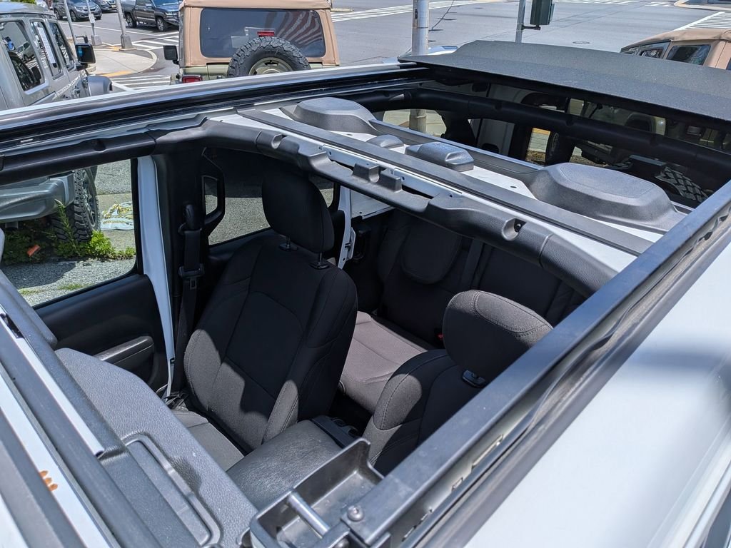 Used 2023 White Jeep Willys 4xe image 20
