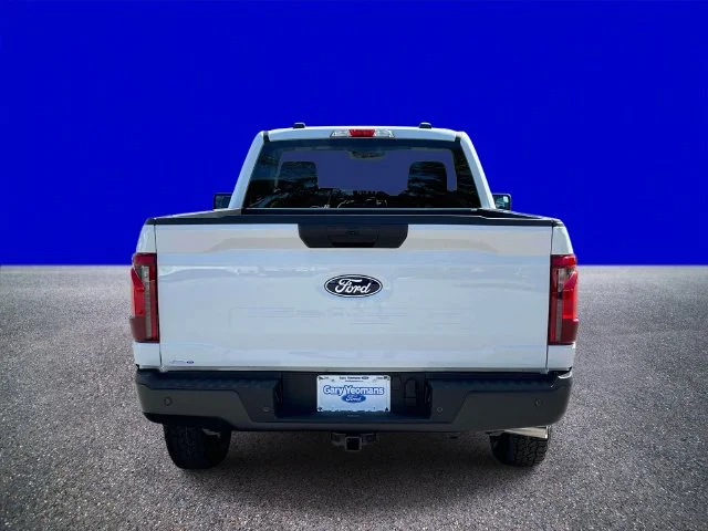 New 2026 Oxford White Ford XL image 4