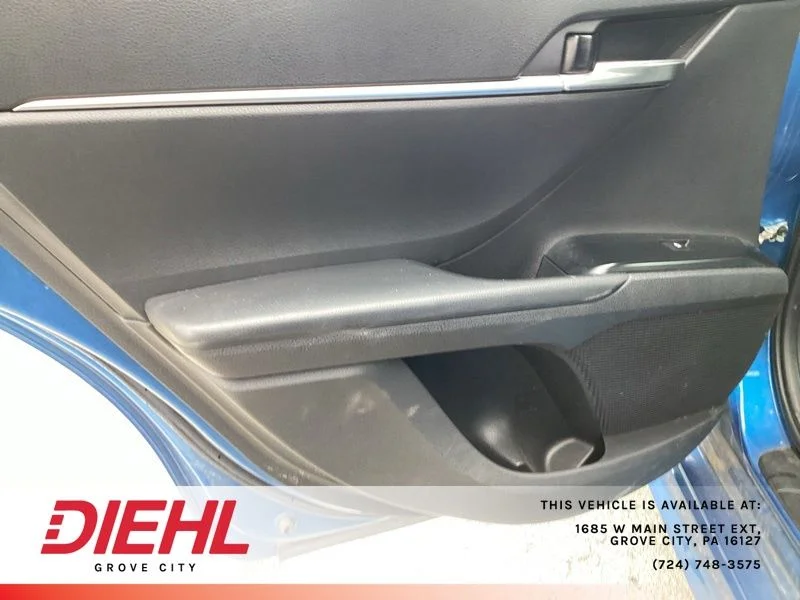 Used 2019 Blue Toyota SE image 12