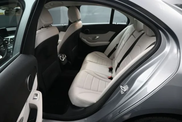 Used 2016 Silver Mercedes-Benz C 300 image 20
