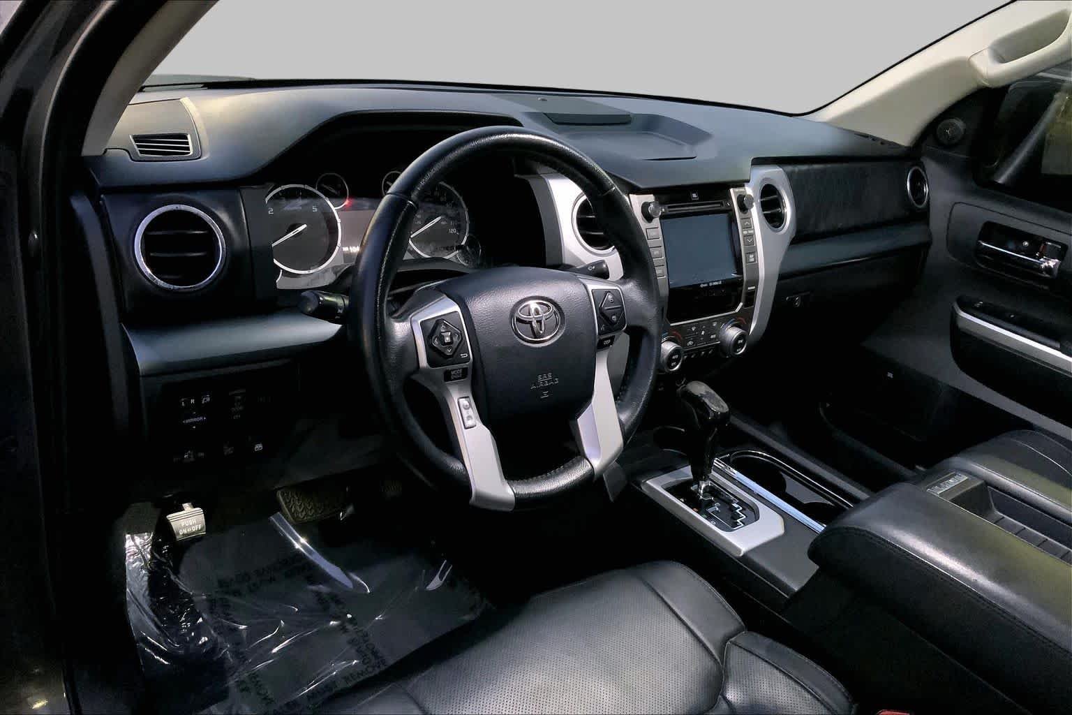 Used 2015 Magnetic Gray Metallic Toyota Platinum image 14