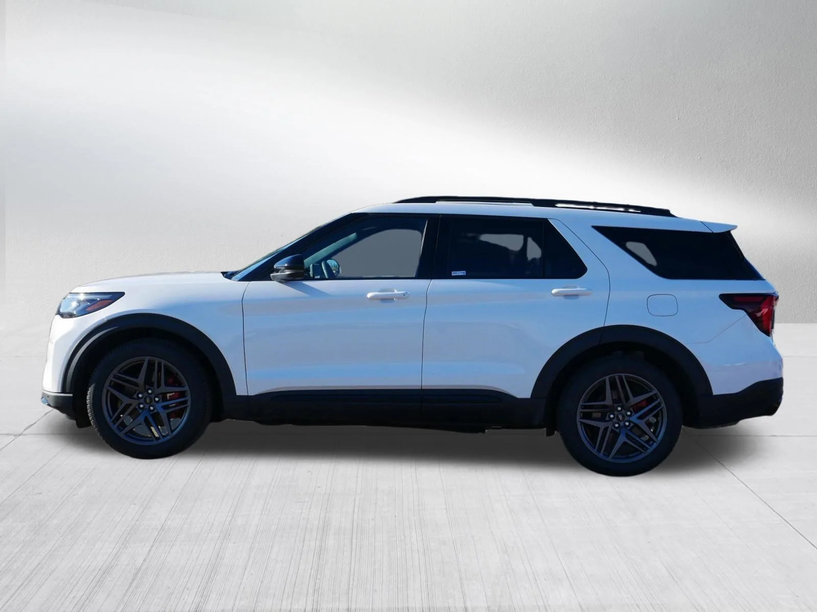 New 2026 Star White Ford ST image 4