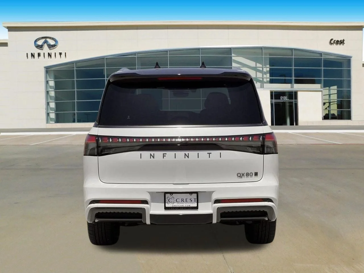 New 2027 2T RADIANT WHIT INFINITI Autograph 4WD image 4