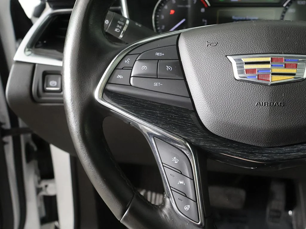 Used 2023 White Cadillac Premium Luxury image 41