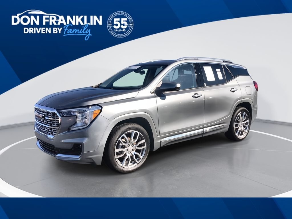 2023 GMC Terrain Denali AWD's photo