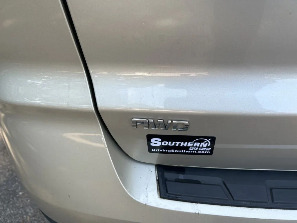 Used 2015 Gold Chevrolet LT image 11
