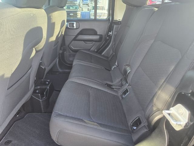 Used 2020 Black Jeep Overland image 9