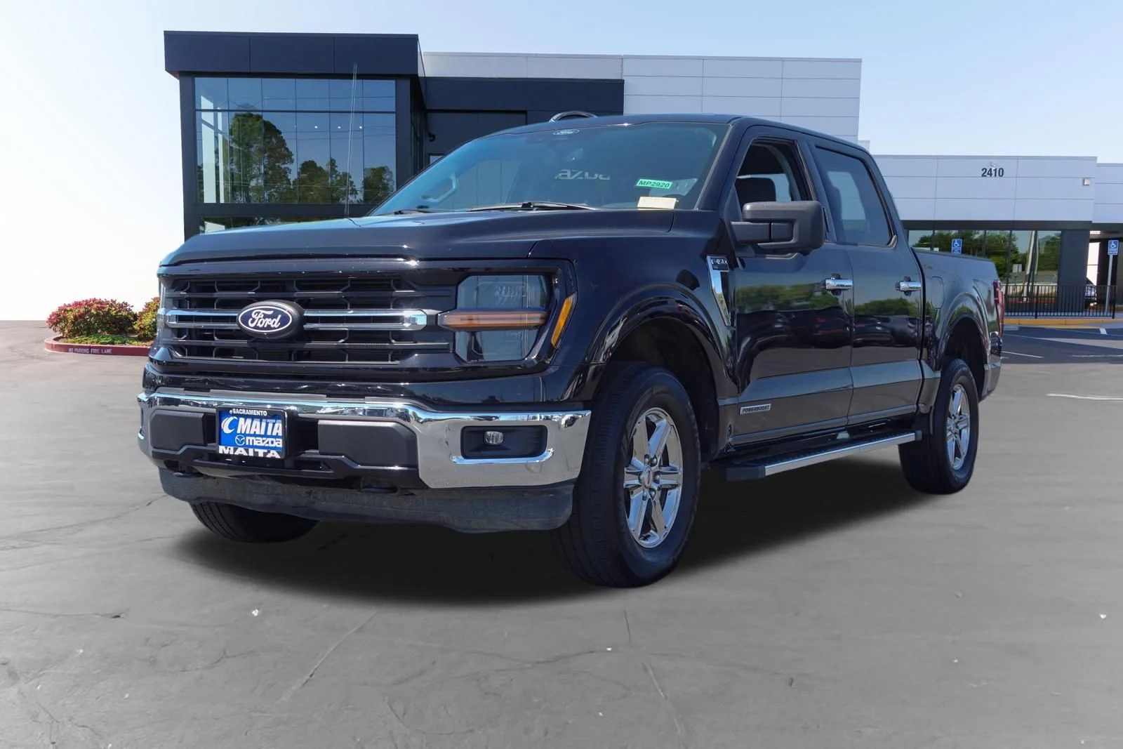 Used 2024 Black Metallic Ford XLT image 7