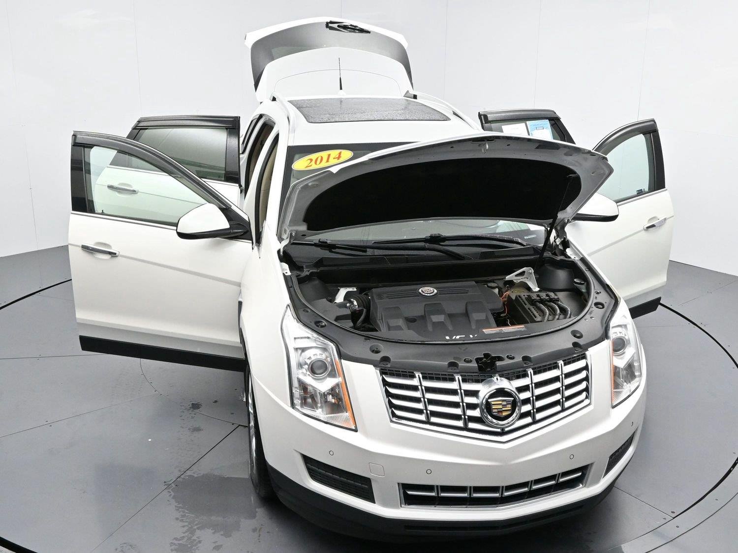Used 2014 Platinum Ice Tricoat Cadillac Luxury Collection image 44