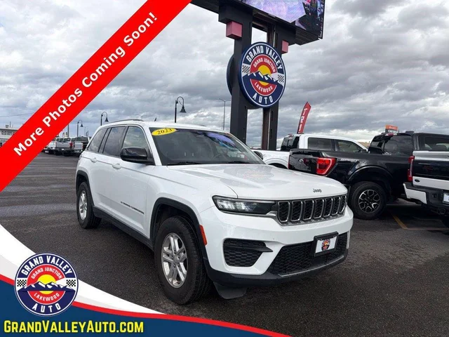 2023 Jeep Grand Cherokee Laredo