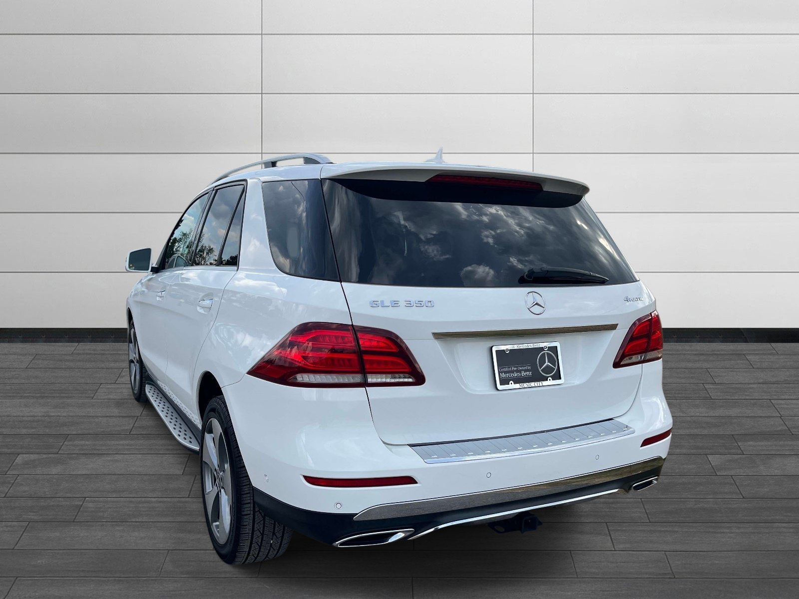 Used 2018 Polar White Mercedes-Benz GLE 350 image 5