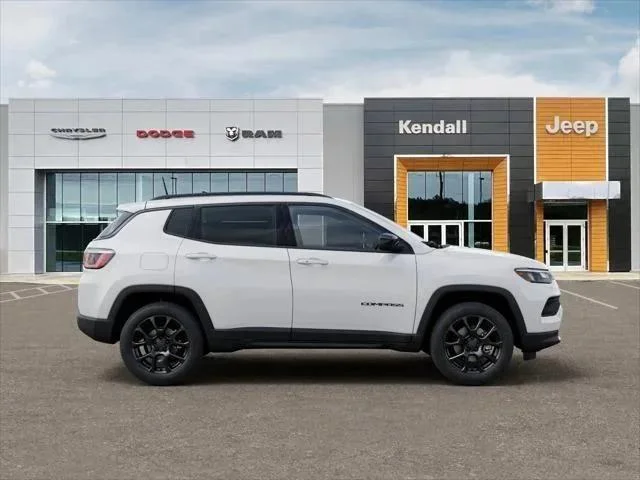 New 2026 Bright White Clearcoat Jeep Latitude image 99