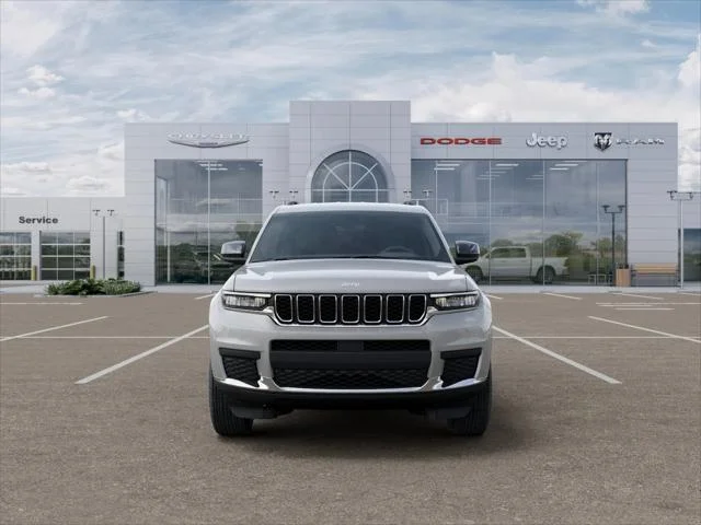 New 2026 Silver Zynith Exterior Paint Jeep Laredo X image 32