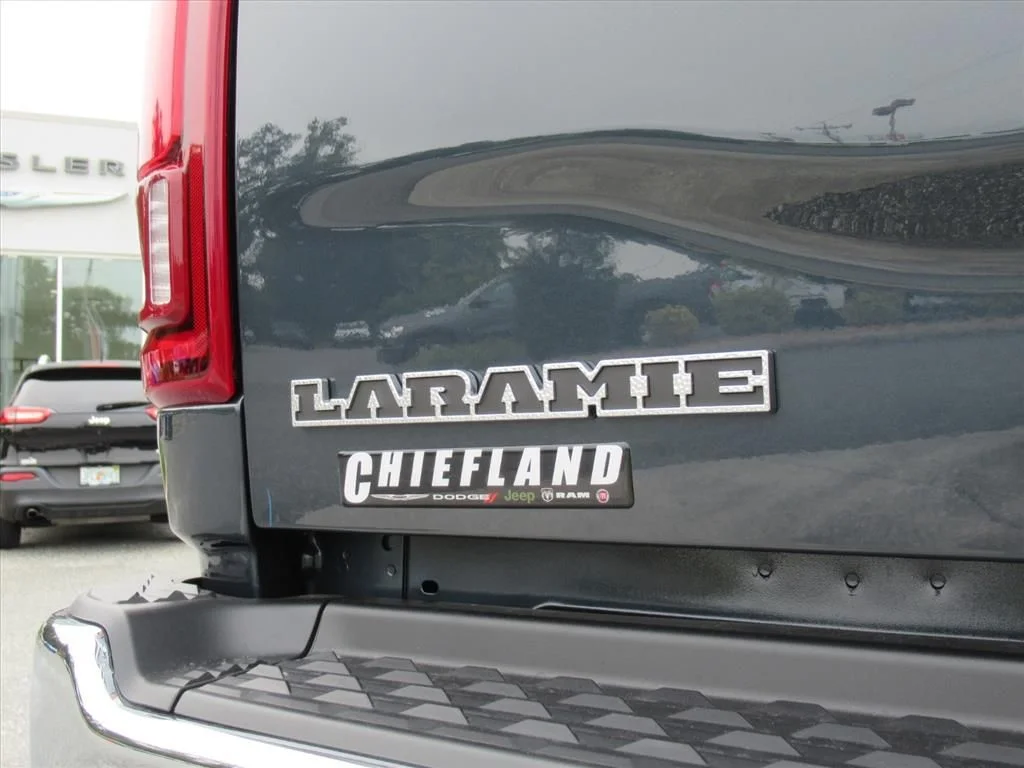 2026 RAM 2500 Laramie - Photo 10