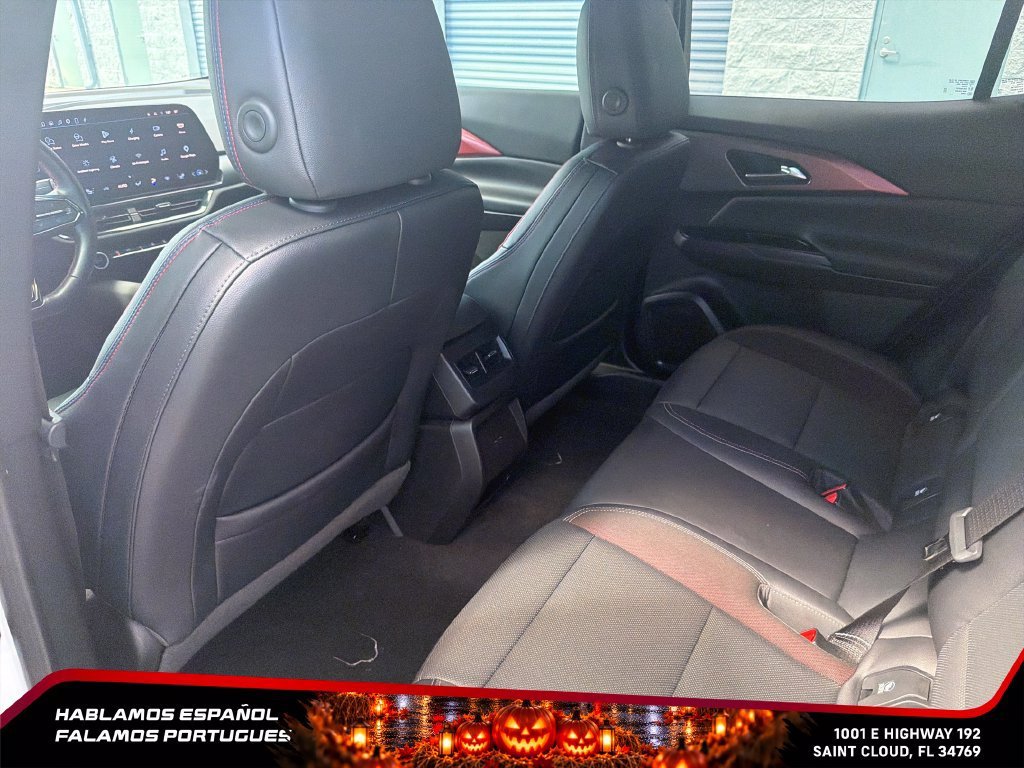 Used 2024 Summit White Chevrolet 2RS image 23