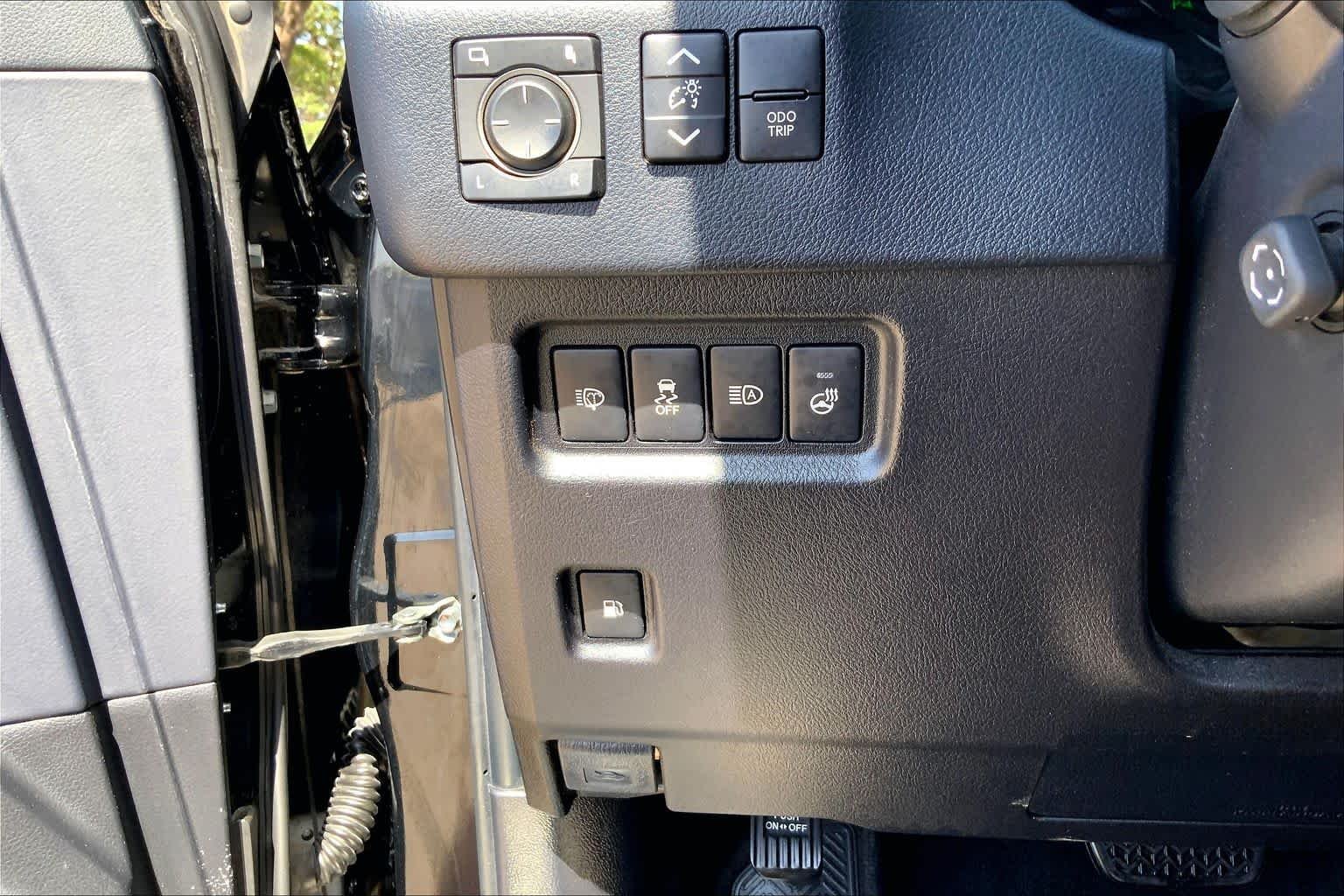 Certified Used 2021 Black Onyx Lexus Premium image 35