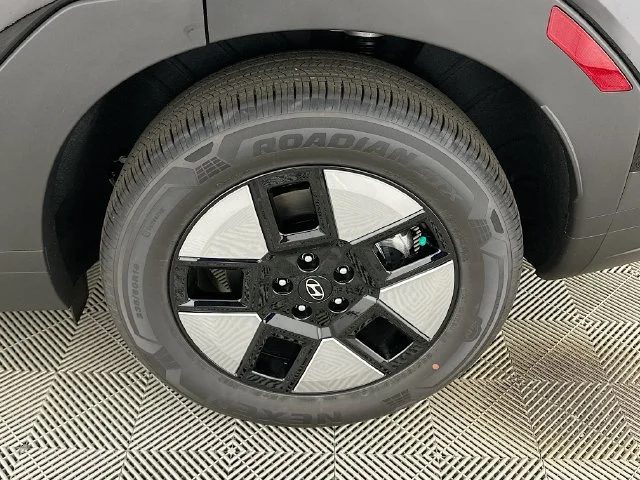 New 2026 Hyundai SANTA FE HYBRID SE