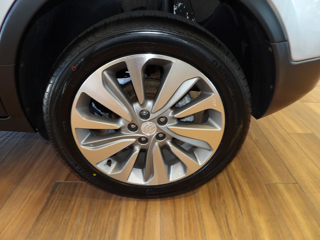 Used 2019 Quicksilver Metallic Buick Preferred image 9