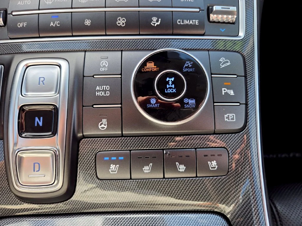 2021 Hyundai Santa Fe Limited - Photo 29