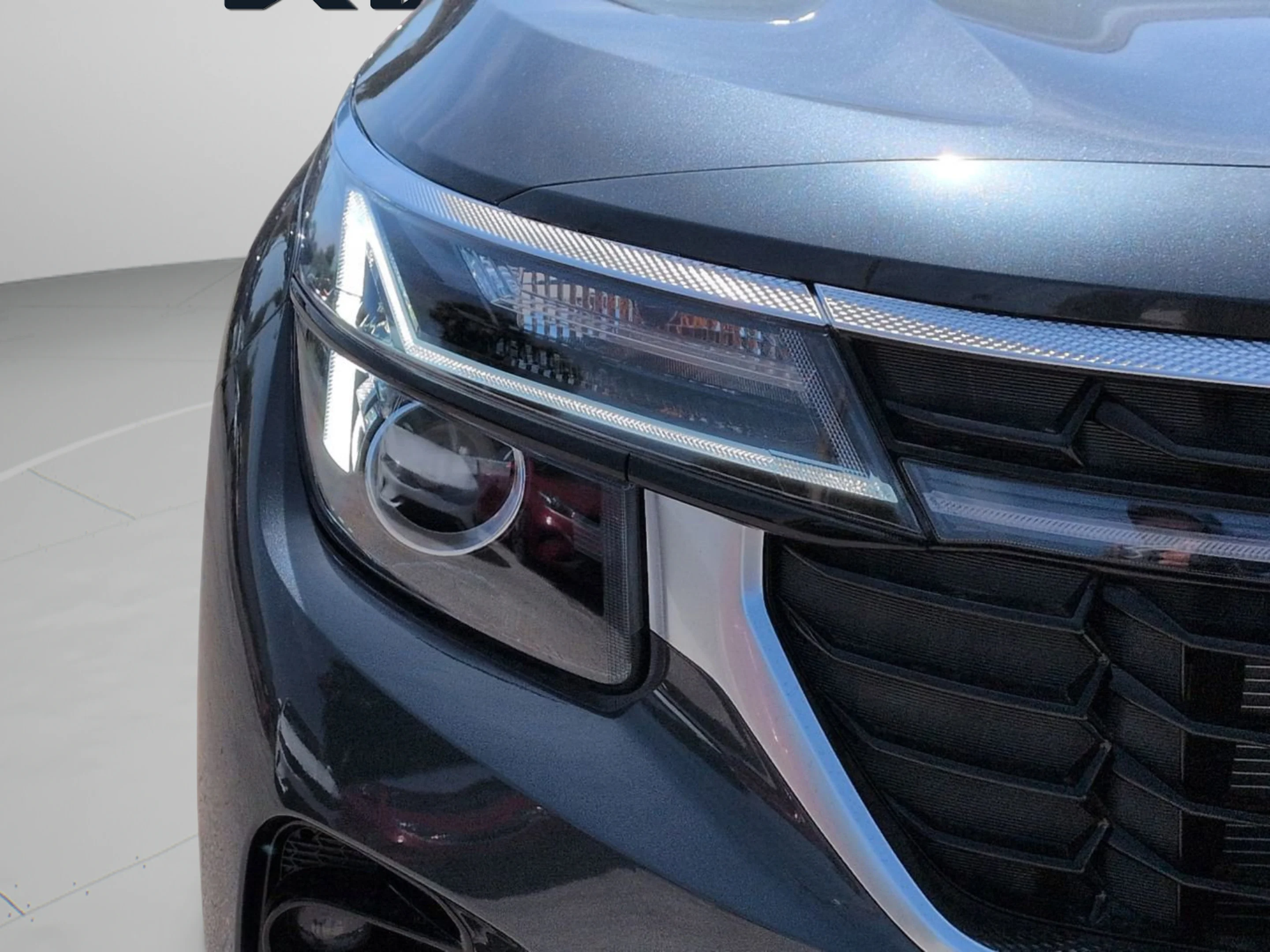 New 2026 Gravity Gray Kia EX image 10