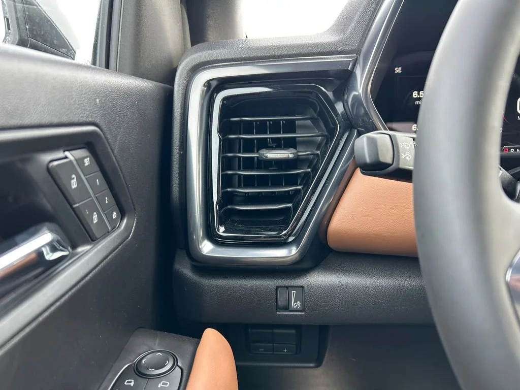 2026 GMC Canyon AT4 - Photo 20